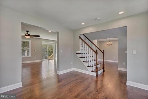 492 Buttonwood Ave, Maple Shade, NJ 08052 photo 8
