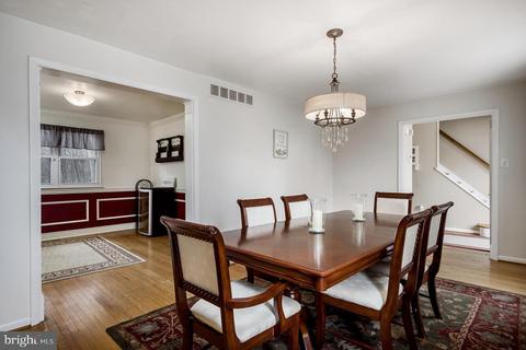 691 Cornwallis Dr, Mount Laurel, NJ 08054 photo 3