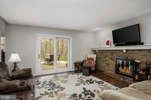 691 Cornwallis Dr, Mount Laurel, NJ 08054 photo 9