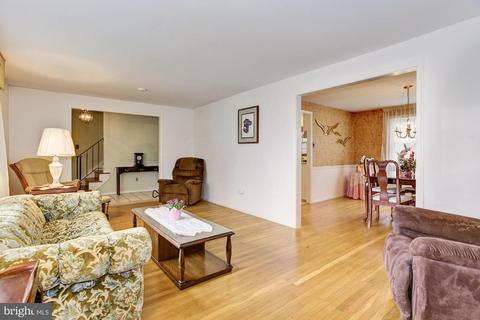 1 Sequoia Dr, Cinnaminson, NJ 08077 photo 2