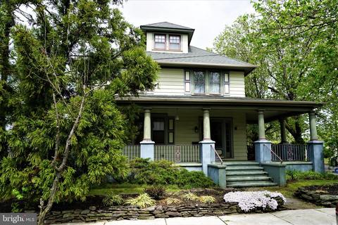 545 Kossuth St, Riverside, NJ 08075 photo 2