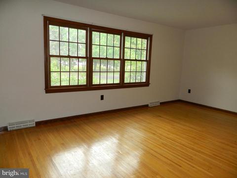 931 E Third St, Florence, NJ 08518 photo 9