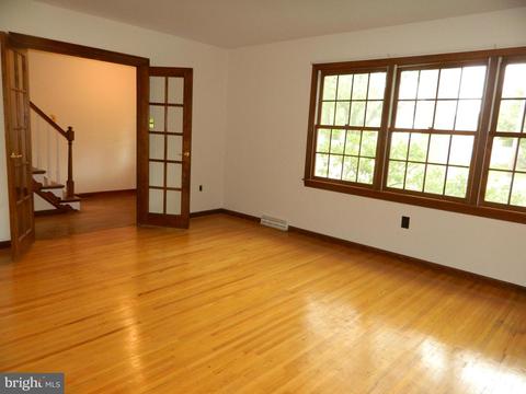 931 E Third St, Florence, NJ 08518 photo 7