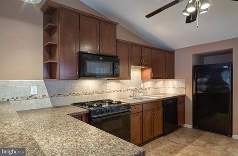 27 Avon Pl, Maple Shade, NJ 08052 photo 14