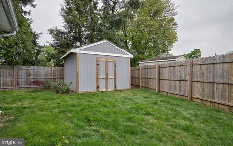 27 Avon Pl, Maple Shade, NJ 08052 photo 2