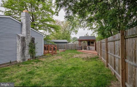 27 Avon Pl, Maple Shade, NJ 08052 photo 4