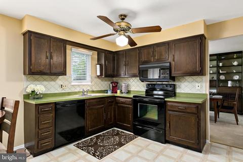 110 Coopers Kill Rd, Delran, NJ 08075 photo 7