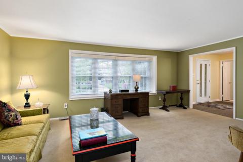 110 Coopers Kill Rd, Delran, NJ 08075 photo 5