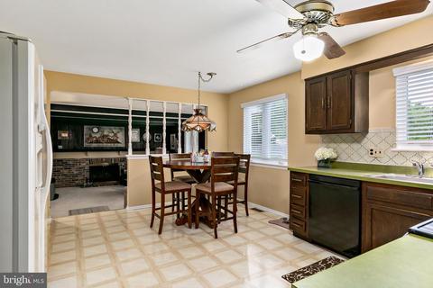110 Coopers Kill Rd, Delran, NJ 08075 photo 9