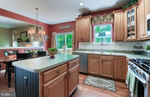 87 Stoneham Dr, Delran, NJ 08075 photo 14