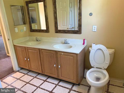 621 3rd St, Beverly, NJ 08010 photo 8