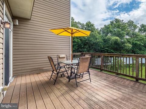 4 River Ln, Delanco, NJ 08075 photo 1