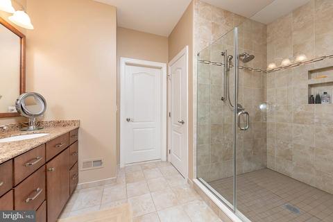 203 Eagle Ct, Moorestown, NJ 08057 photo 18