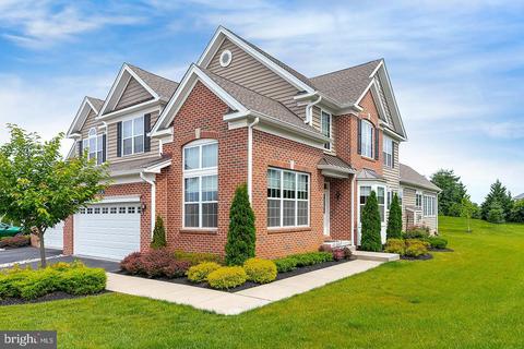 203 Eagle Ct, Moorestown, NJ 08057 photo 1