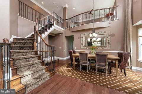 203 Eagle Ct, Moorestown, NJ 08057 photo 5