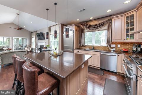 203 Eagle Ct, Moorestown, NJ 08057 photo 11