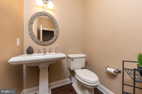 203 Eagle Ct, Moorestown, NJ 08057 photo 21