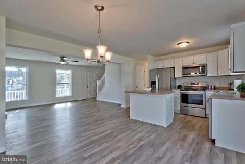 210 N Pine Ave, Maple Shade, NJ 08052 photo 14