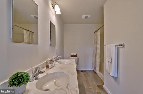 210 N Pine Ave, Maple Shade, NJ 08052 photo 31