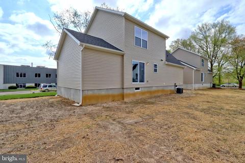 210 N Pine Ave, Maple Shade, NJ 08052 photo 5