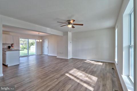 210 N Pine Ave, Maple Shade, NJ 08052 photo 8