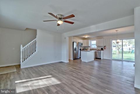 210 N Pine Ave, Maple Shade, NJ 08052 photo 7