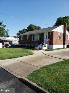 536 Harrison St, Riverside, NJ 08075 photo 1