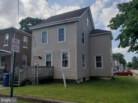 24 E Hancock St, Riverside, NJ 08075 photo 1