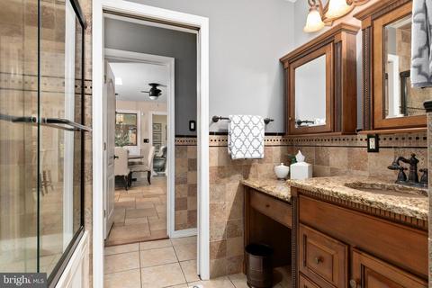 512 Devon Rd, Moorestown, NJ 08057 photo 22