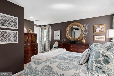 512 Devon Rd, Moorestown, NJ 08057 photo 24