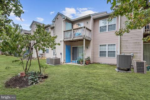 57 Foxglove Dr, Delran, NJ 08075 photo 2