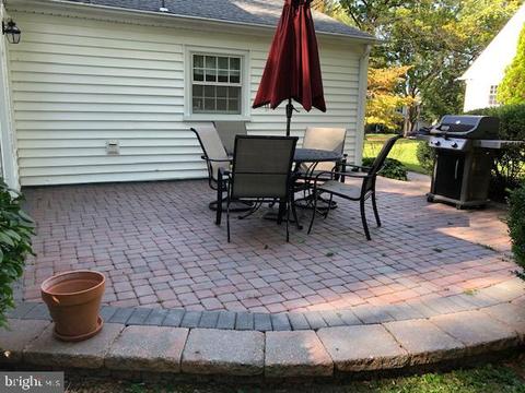 220 Locust Ln, Cinnaminson, NJ 08077 photo 5
