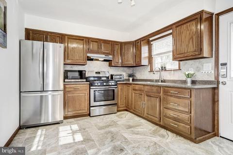 426 Harrison St, Riverside, NJ 08075 photo 5
