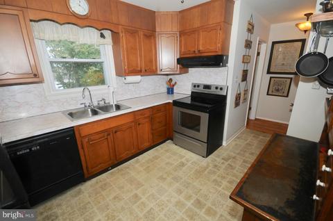 429 E Front St, Florence, NJ 08518 photo 20