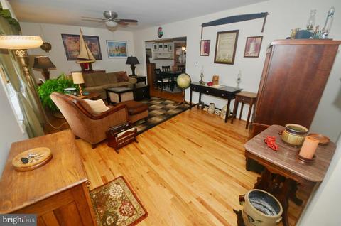 429 E Front St, Florence, NJ 08518 photo 10