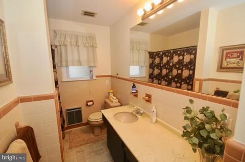 429 E Front St, Florence, NJ 08518 photo 32