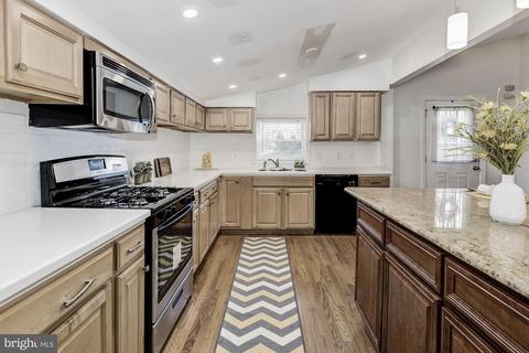896 Centerton Rd, Mount Laurel, NJ 08054 photo 10