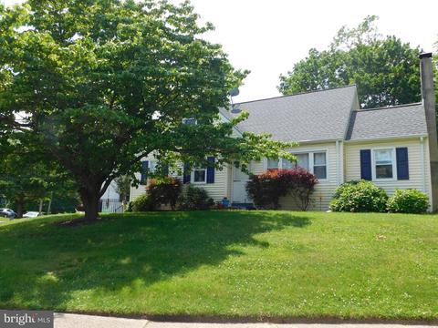 140 Front St, Mount Holly, NJ 08060 photo 1
