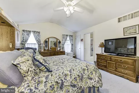 93 Stoneham Dr, Delran, NJ 08075 photo 20