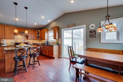 306 3rd St, Riverton, NJ 08077 photo 7