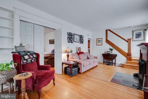 306 3rd St, Riverton, NJ 08077 photo 5