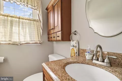 300 Juniata Ave, Delran, NJ 08075 photo 5
