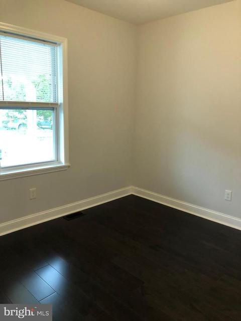 10 Hancock St, Riverside, NJ 08075 photo 8