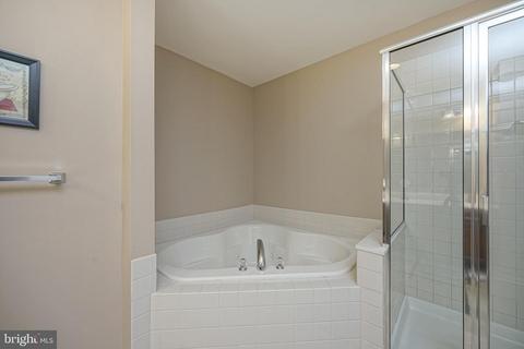 7 Overlook Dr, Mount Laurel, NJ 08054 photo 32