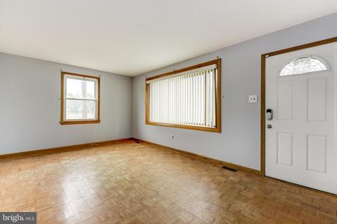 101 N Stiles Ave, Maple Shade, NJ 08052 photo 2