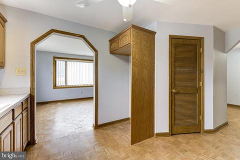 101 N Stiles Ave, Maple Shade, NJ 08052 photo 11