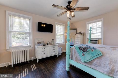 23 S Holly Ave, Maple Shade, NJ 08052 photo 14