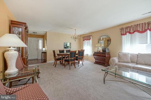 8 Sheppards Ln, Mount Laurel, NJ 08054 photo 6