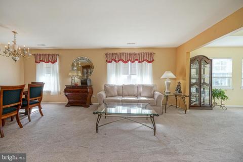 8 Sheppards Ln, Mount Laurel, NJ 08054 photo 5
