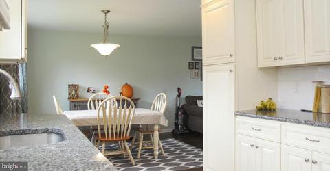 18 Navy Dr, Delran, NJ 08075 photo 14